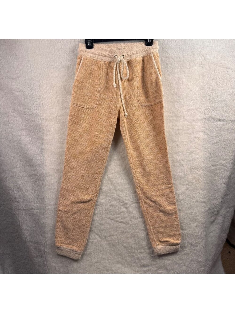 Faherty Brand small yellow herringbone Textured jogger Pants drawstring comfy